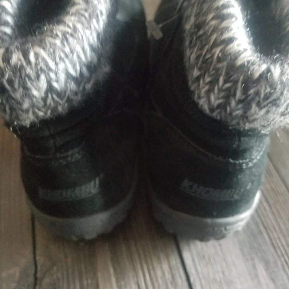 Khombu Suede Ankle Boots - Picture 10 of 10